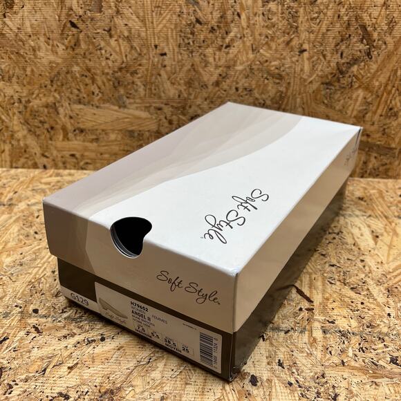 Soft Style Angel II H79652 Bone Smooth Upper Round Closed Toe Pumps 7.5 Shoes - Picture 10 of 11